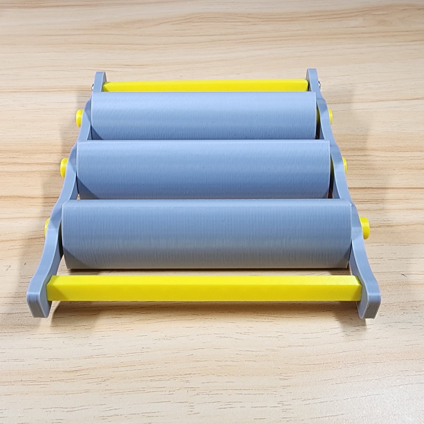 Rodillos de Reuleaux con Eje – Movimiento con Anchura Constante