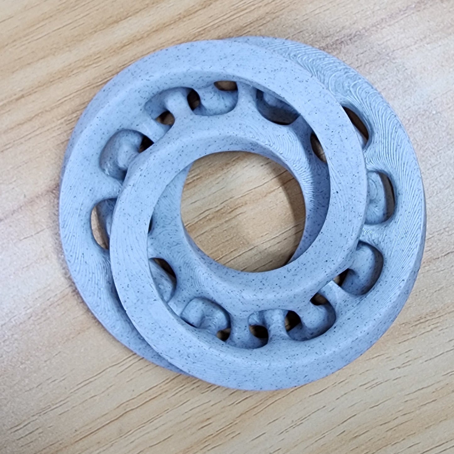 Cintas de Möbius(Moebius) entrelazadas - Superficies interconectadas